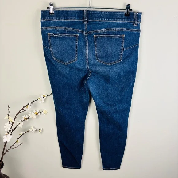 Torrid Dark Blue Skinny Jeans - Picture 4 of 4